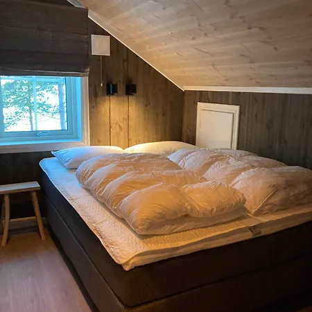 Splitter Ny Hytte Naer Sentrum! Ferienhaus Røros